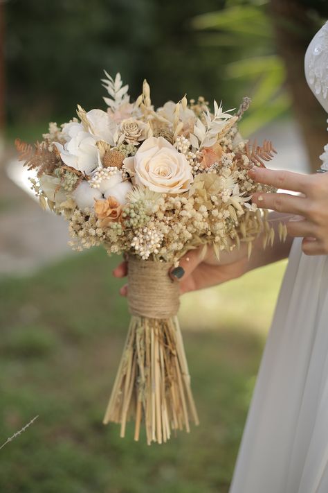 Dried wedding bouquet ideas