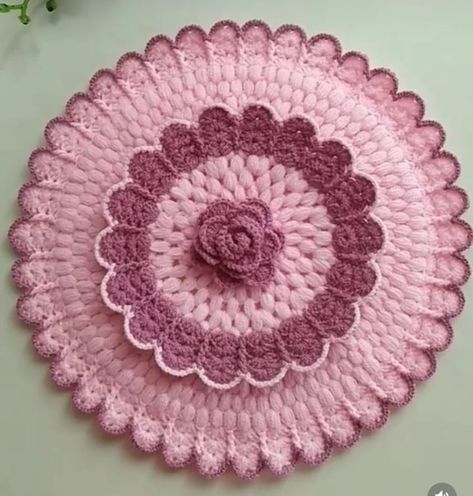 Thali Rumal Design, Rumal Design Flower, Woolen Craft Ideas, Thalposh Design Crochet, Woolen Rumal New Design, Rumal Designs, Crochet Rumal Design, Moti Toran Designs Doors Handmade, Krishna Pagdi