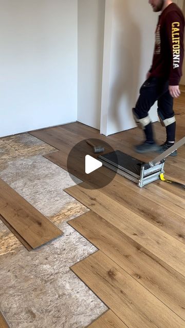 Nw Brothers Construction on Instagram: "How we cut lvp dust free #flooring #construction #remodel #lvp #laminate #hardwood #floors #fyp #lvt" Lvt Living Room, Laminate Wood Flooring Installing, How To Put Laminate Flooring Down, Lvp Flooring Transition To Hardwood, Laminated Flooring Ideas, Installing Lvp Flooring, Laying Lvp Flooring, How To Lay Flooring, Lvp In Basement