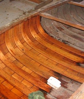 Wooden Canoes and More: Chestnut Canoe Co. the Peach model Cedar Strip Canoe, Rib Tips, Wood Canoe, Canoe Building, Wooden Canoe, Canoe Camping, Canoe Boat, Wood Plugs, Tumbler Cups Diy