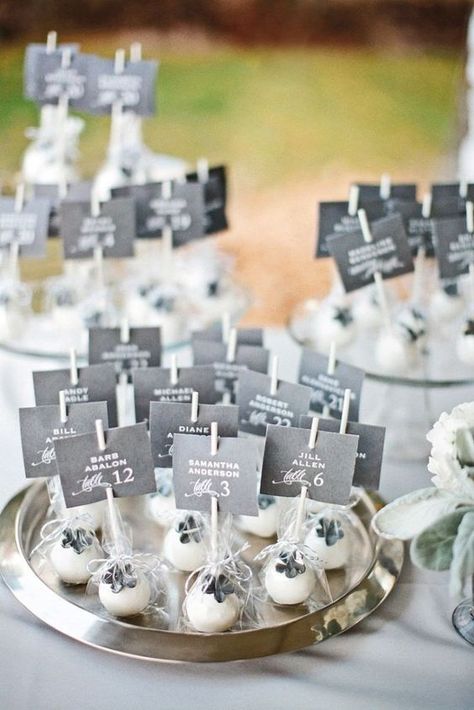 Make sure every part of your wedding is flawless with these 15 table card ideas! Wedding Favor Table, Wedding Table Names, Card Table Wedding, בר מצווה, Table Names, Wedding Name, Wedding Organization, Cake Pop, Wedding Places