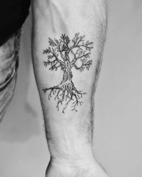 The Tree of Life Tattoo - Best Tattoo Ideas Gallery The Tree Of Life Tattoo, Tree Of Life Tattoos, Celtic Tree Tattoos, Wisdom Tattoo, Olive Tree Tattoos, Tree Tattoo Forearm, Tree Tattoo Men, Oak Tree Tattoo, Best Tattoo Ideas