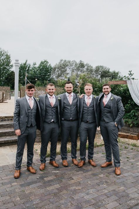 Dark Gray Suit With Pink Tie, Grey And Pink Wedding Suit, Grey Suit Pink Tie Wedding, Grey Suit For Groomsmen, Charcoal Gray Suit Groomsmen, Groomsmen Attire For Dusty Rose Wedding, Gray And Pink Groomsmen Attire, Wedding Colors With Grey Suits, Grey Suit With Dusty Rose Tie