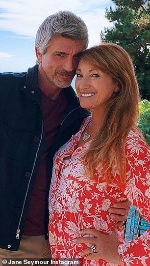 Jane Seymour, 68, reunites with her Dr. Quinn Medicine Woman love interest Joe Lando, 57 | Daily Mail Online Jane Seymore, Lady Jane Seymour, Joe Lando, Skillet Bread, Dr Quinn Medicine Woman, Native American Actors, Dr Quinn, Dr Mike, Medicine Woman