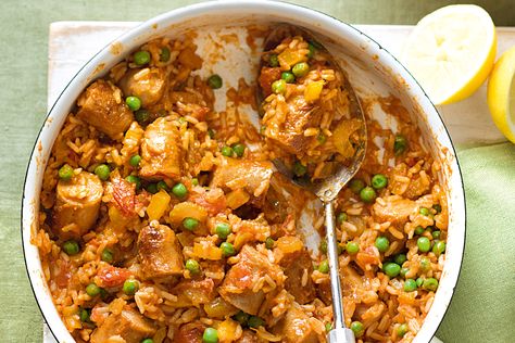 Gumbo is a great dish for those looking for an easy one-pot recipe. Lazy Dinner, Winter Dinners, Cottage Pie Recipe, Healthy Low Calorie Meals, Lean Pork, Tasty Meals, Gumbo Recipe, Cheese Making, Cottage Pie