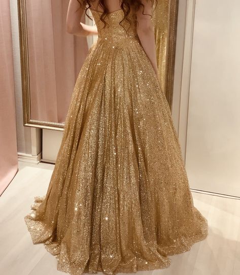 Gold Ball Gown Aesthetic, Gold Gown Aesthetic, Gold Ball Dress, Gold Ball Dresses, Gold Sweet 16 Dresses, Gold Ballgown, Golden Prom Dress, Golden Dresses, Poofy Prom Dresses