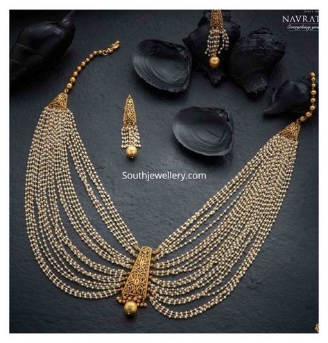 Tanishq Jewellery Gold Necklaces Antique, Tanishq Jewellery Gold Necklaces, Tanishq Jewellery, Small Pearl Necklace, 22 Carat Gold Jewellery, Indian Bridal Jewelry Sets, Set Photo, Pearl Jewelry Design, Antique Jewellery Designs