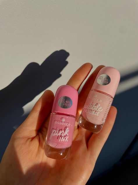 essence has a divine edition of summer nail polishes Nail Polishes Aesthetic, Essence Nail Polish Colors, Nail Polish Essence, Essence Nail Polish, Nail Paint Shades, Summer Nail Polish, Pretty Nail Polish, Paint Shades, Types Of Girls