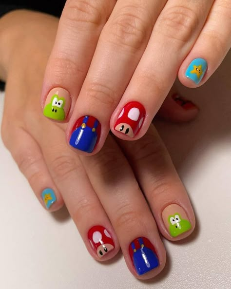 Bowser Nail Art, Squishmallow Nail Art, Mario Themed Nails, Nintendo Nail Art, Mario Nails Art, Mario Kart Nails, Yoshi Nails, Nail Art Designs Disney, Super Mario Nails