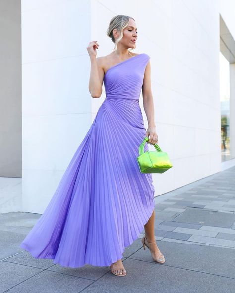 Purple Wedding Guest Dress | Lombard & Fifth by Veronica Levy on Instagram Rounding up lots of colorful styling options for your next special event. Wedding guest dress, colorful dress, purple dress, formal dress, trendy outfit, wedding outfit, outfit idea, summer outfit, spring outfit, formal event outfit Bright Purple Bridesmaid Dresses, Purple Wedding Guest Dress, Purple Wedding Guest Dresses, Spring Wedding Guest Attire, Wedding Guest Outfit Inspiration, Wedding Guest Outfit Spring, Purple Wedding Dress, Skirt Inspiration, Dress Code Wedding