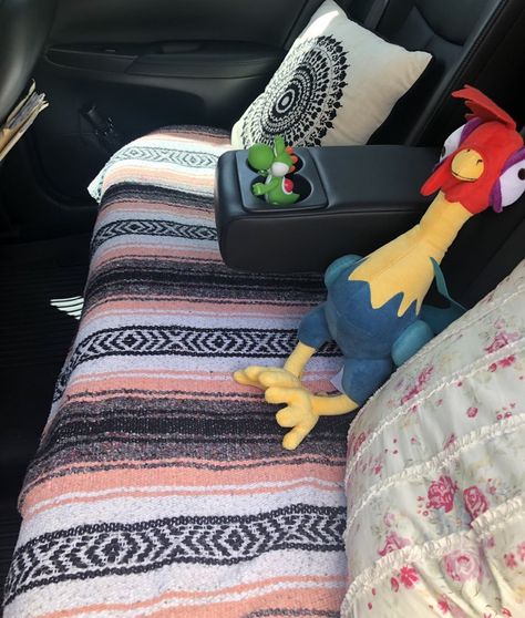 Boho Car Interior Diy, Rainbow Car Interior, Cozy Car Backseat, Classy Car Decorations Interior, Western Car Aesthetic, 90s Car Accessories, Subaru Car Accessories, Car Seat Cover Aesthetic, Beachy Car Interior Ideas