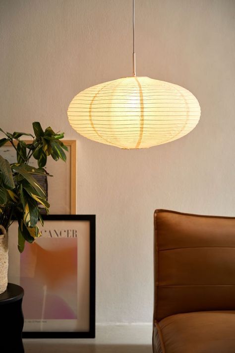 #Mid_Century_Style #Architectural_Digest #Luca_Guadagnino_Home #Luca_Guadagnino_Interior Bushwick Apartment, Hanging Lamps Bedroom, Big Bedroom, Lantern Ceiling Lights, Paper Lantern Lights, House Vibes, Pendant Lighting Bedroom, Pinterest Contest, Paper Light