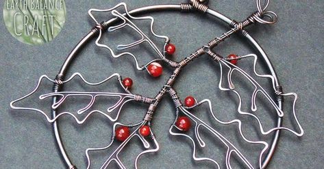 Wigjig Patterns, Handmade Christmas Gift Ideas, Free Jewellery Making Tutorials, Wire Ornaments, Holly Tree, Bijoux Fil Aluminium, Beaded Christmas Ornaments, Metal Baskets, Wire Work Jewelry