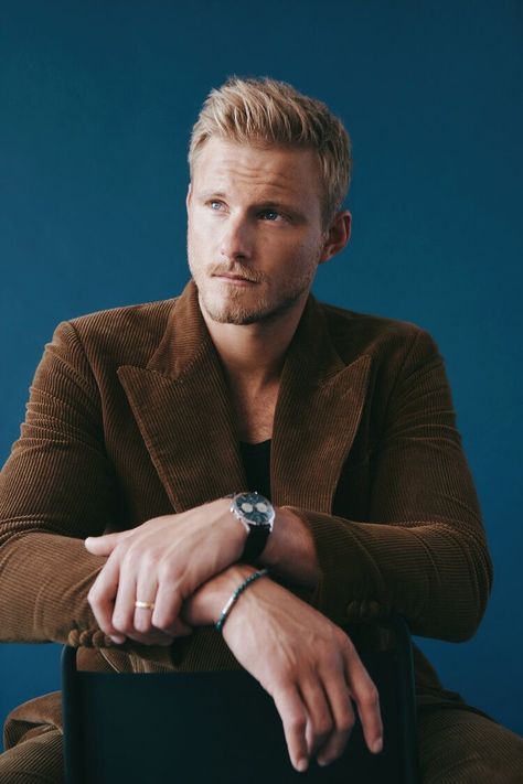 Alexander Ludwig, Blonde Actors Men, Maegor Targaryen, Appalachian Horror, Blond Man, Clue Board, Viking Braids, Bio Birthday, Viking Men