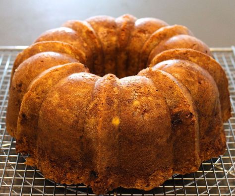 Sherry Cake, Coffee Cake Bundt, Classic Coffee Cake, Apple Coffee Cake, Cake Bundt, Baking Contest, Apple Coffee, Coffee Cake Recipes Easy, Apple Bundt Cake