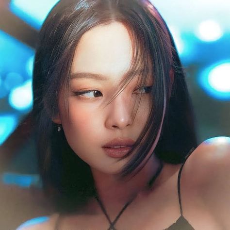 Jennie Port High Quality, Jennie From Blackpink, Kim Makeup, America Girl, You're So Pretty, Dark Pictures, Dark Makeup, Jennie Kim Blackpink, Army Girlfriend Style