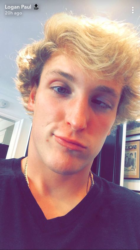 Logan Paul Team 10, Mullet Haircut, Logan Paul, Jake Paul, Favorite Celebrities, Celebrity Crush, Youtubers, Alexander, Hair Cuts