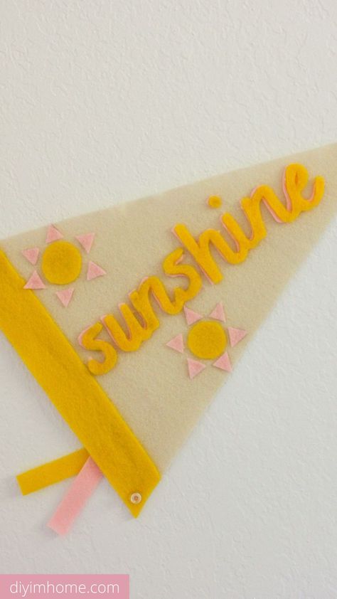 How to make this sunshine DIY pendant flag in 5 simple steps! This tutorial also includes a colorful rainbow name DIY pendant flag! Great crafting ideas for your kids room. diy pendant flag banner pendant flags diy Crafting Ideas For Kids, Pendant Flag, Pendant Banner, Diy Flag, Flag Diy, Rainbow Names, Dorm Diy, Kids Crafting, Name Banners