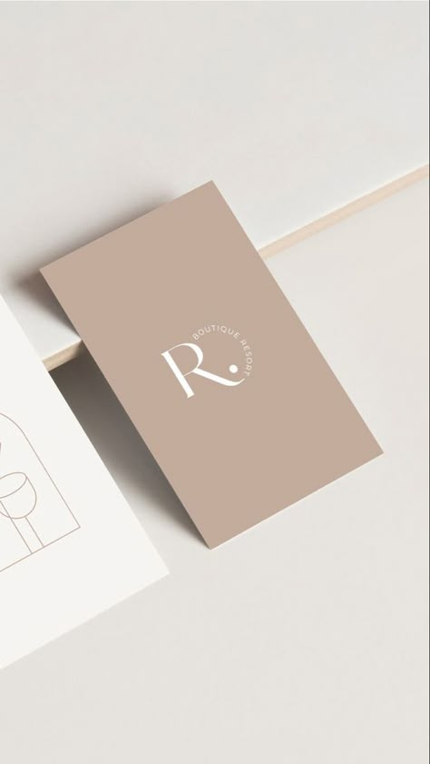 Minimal Branding Design, Inmobiliaria Ideas, Jewelry Packaging Design, Create Logo Design, Boutique Branding, Jewelry Logo Design, Chic Logo, Logo Design Inspiration Branding, Food Logo Design