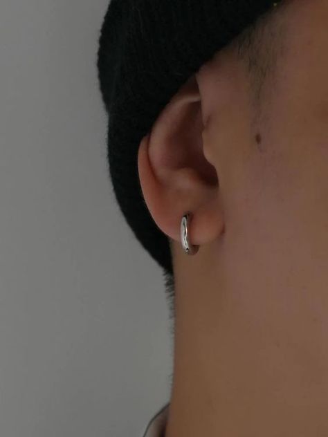 Very nice the s I stay a little big Male Hoop Earrings, Masculine Earrings, Men’s Earrings, Hoop Earrings Men, Male Earrings, Best Earrings For Men, Guys Ear Piercings, Hoop Earrings Aesthetic, Men's Piercings