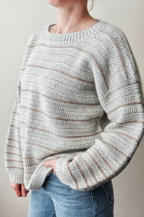 Crochet Pattern | Cozy Classic Pullover Crochet Sweater Free, Cardigan Au Crochet, Pull Crochet, Crochet Jumper, Crochet Sweater Pattern Free, Pull Oversize, Crochet Motifs, Crochet Cardigan Pattern, Sweater Crochet Pattern