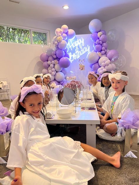 6th Birthday Spa Party Ideas, Spa Party Decor Ideas, 5th Birthday Spa Party, Birthday Party Ideas 8 Girl, Spa For Kids Ideas, 10th Birthday Spa Party Ideas, Birthday Party Ideas For 6 Year Girl, Spa Party For Girls, Birthday Party Ideas 9 Girl