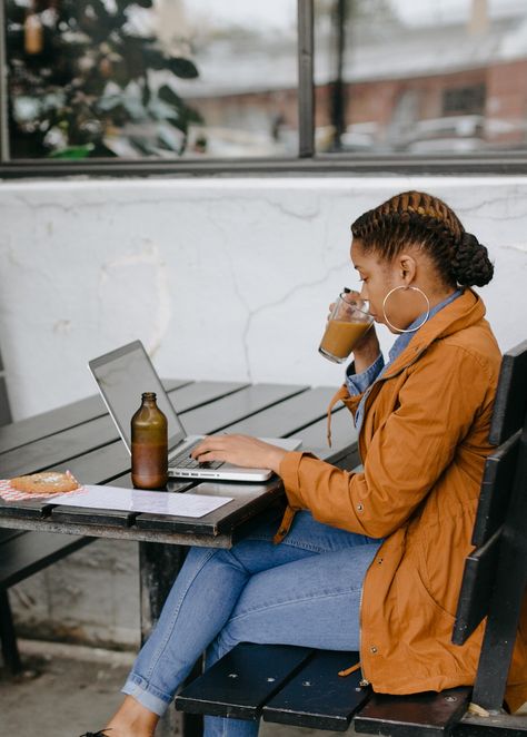 coffee shop power hour - how to jumpstart your career goals in 31 days #careergoals Career Photography, Camera Poses, Book Keeping, Remote Working, Lifestyle Shoot, Power Hour, Camille Styles, Branding Shoot, Branding Photoshoot Inspiration