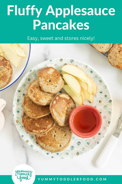 Fluffy Applesauce Pancakes (to Share with the Kids) Apple Carrot Pancakes, Blw Apple Pancakes, Apple Sauce Pancakes For Baby, Apple Pancakes For Baby, Applesauce Pancakes For Baby, Apple Sauce Pancakes, Baby Applesauce, Applesauce Pancakes, Egg Free Pancakes