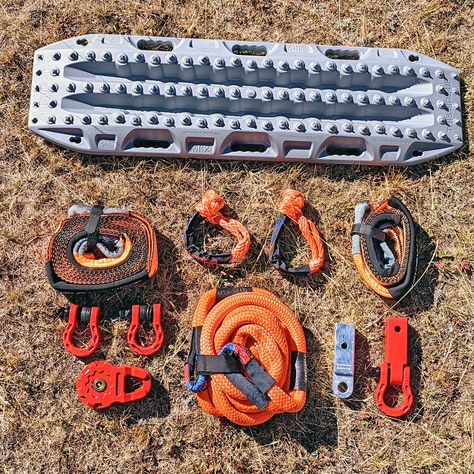 Overlanding Organization, Beach Overlanding, Off Road Recovery Gear, Offroad Accessories Ideas 4x4, Xterra Overlanding, Tactical Truck Ideas, Off Road Truck Accessories, Overland Accessories, 4wd Accessories