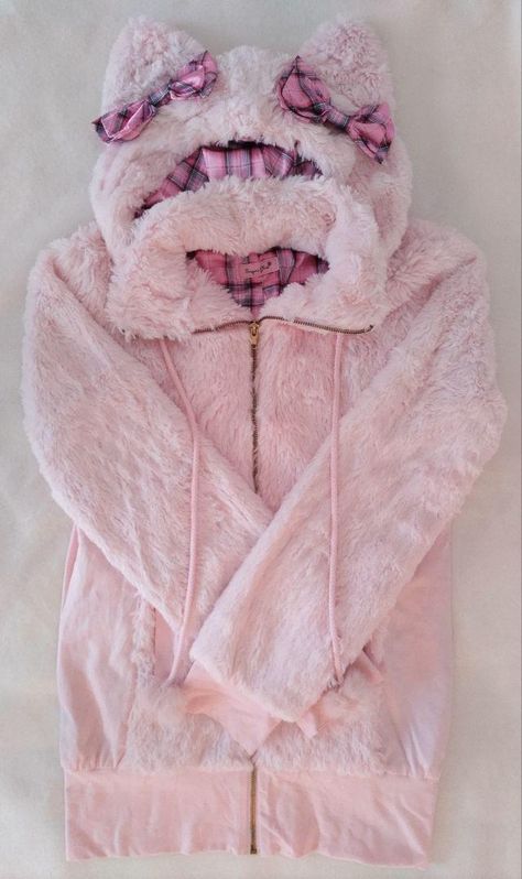 Gyaru Jacket, Pink Fuzzy Jacket, Hat Aesthetic, Gyaru Fashion, Concept Clothing, Pink Girly Things, Types Of Fashion Styles, Beautiful Outfits, Passion For Fashion