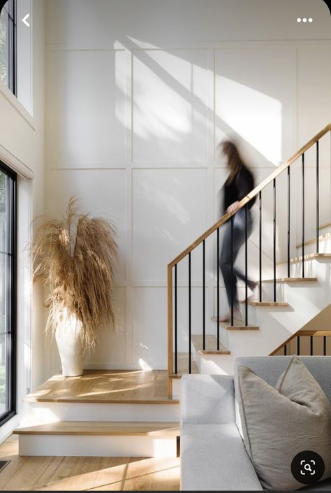 Two Tone Railing Stairs, Stairs With Two Step Landing, Light Wood Stairs With White Risers, Hardwood Stairs With White Risers, White Wall Staircase, Wood On Stairs, Add Stairs To House, Scandinavian Railing Stairs, Wood Stair Design