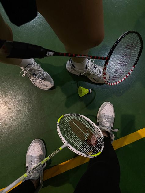 Badminton Aesthetic, Badminton Girl, Badminton Photos, Playing Badminton, Badminton Set, Vision Board Images, Sports Aesthetic, Manifesting Vision Board, Vision Board Photos