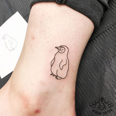 Simple Penguin Tattoo, Tattoo Line Art, Couple Tattoos Unique Meaningful, Brain Tattoo, Penguin Tattoo, Simple Arm Tattoos, Simple Tattoos For Women, Yoga Tattoos, Small Couple Tattoos