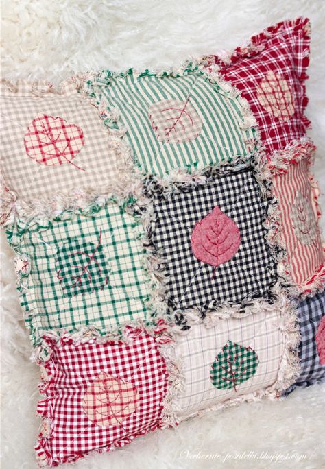 DIY Tutorial Ideas! Quilt Diy Tutorial, Sewing Cushions, Diy Bebe, Bantal Sofa, Crazy Patchwork, Patchwork Cushion, Quilt Baby, Patchwork Pillow, Sewing Pillows