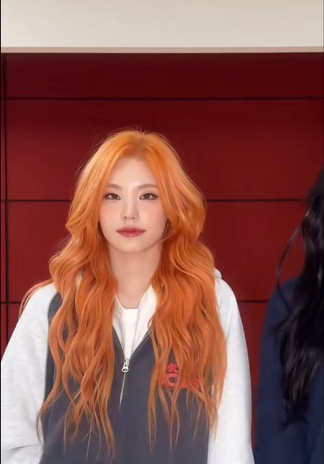 Itzy , kpop idol , orange hair goals , makeup inspo , pretty , hairstyle Yeji Ginger Hair, Kpop Idols Orange Hair, Kpop Dyed Hair, Kpop Orange Hair, Kpop Hair Dye, Orange Hair Characters, Yeji Orange Hair, Kpop Idol Hair Color, Jennie Orange Hair