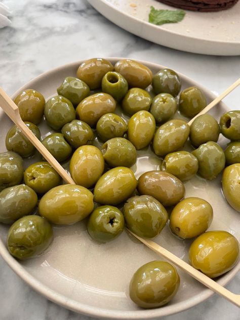 Olives Aesthetic Food, Olive Girl Aesthetic, Olive Oil Shots, Olive Oil Aesthetic, Love And Olives, Olives Aesthetic, Olive Aesthetic, Olive Food, Yummy Aesthetic