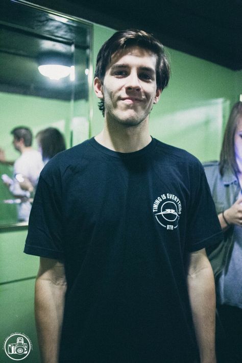 Seriously find him too adorable. :) Joe Taylor of Knuckle Puck Knuckle Puck, Joe Taylor, Pop Punk, Beautiful People, Mens Tshirts, Mens Tops, Music