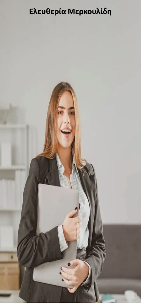 Working In Office, Woman Entrepreneur, Office Assistant, Office Suit, White Shirt Blouse, Office Professional, About Business, Young And Beautiful, Female Entrepreneur