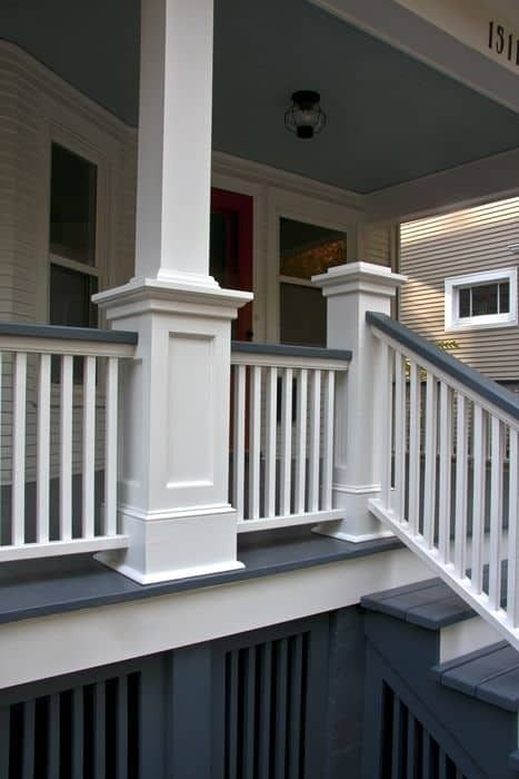 Check out this blog post with all you need to know about updating your front porch. Front porch railing ideas and styles for any home! Front Porch Post Ideas, Porch Post Ideas, Front Porch Railing Ideas, Porch Railing Ideas, Front Porch Remodel, Front Porch Posts, Porch Railing Designs, Modern Front Porches, Craftsman Porch