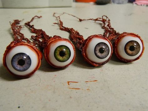 Handmade Halloween Decorations, Fairy Halloween Costumes, Scary Decorations, Halloween Eyeballs, Halloween Prop, Realistic Eye, Halloween Snacks, Cute Halloween Costumes, Cosplay Props