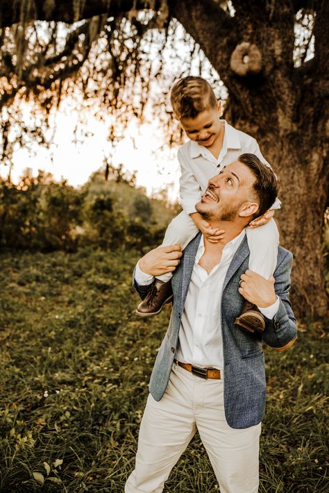 Single Father Photography, Father And Son Fall Pictures, Father Sons Photoshoot, Father’s Day Mini Photoshoot, Single Dad Photoshoot, Father Son Poses Photo Shoot, Father And Son Photoshoot Ideas, Dad And Me Photography, Fathers Day Photoshoot Ideas