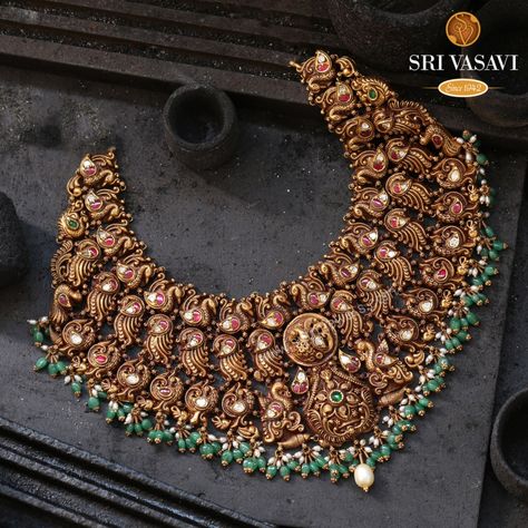 Gold Choker Necklace Indian Antiques, Bridal Gold Choker Designs, Heavy Necklace Designs, Nagas Necklace In Gold, Nakshi Choker Designs Gold, Heavy Gold Necklace Indian, Nakshi Choker Designs, Antique Choker Designs, Beaded Jewelry Designs Ideas