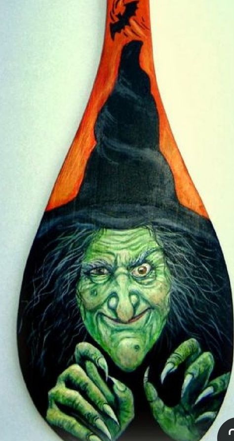 Witches Faces Pattern, Witch Faces Painted On Wood, Witches Faces, Witch Face Paint, Barn Owl Art, Barn Wood Art, Painted Bricks, Gourd Birdhouses, Art Competition Ideas