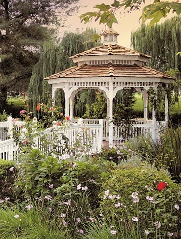 Lakeside gazebo with victorian embellishments. White Gazebo Aesthetic, Victorian Gazebo Ideas, Victorian House Backyard, Fairytale Backyard Ideas, Victorian Style Garden, Fancy Gazebo, Aesthetic Gazebo, Cottage Gazebo, Gazebo Drawing