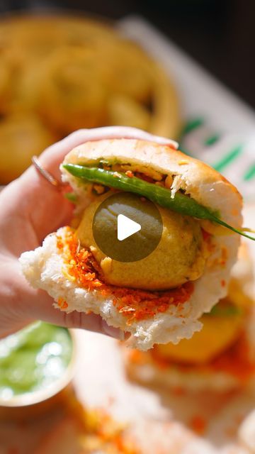 Natasha Gandhi on Instagram: "One Love is Vada Pav ♥️😍   Here’s how I make Vada pav with a very delicious garlic chutney and the filling is just too good!  It has 2 special ingredients which makes it hatke   So do try the recipe and enjoy   #vadapav #mumbai #street #streetfood #vadapavlove #redipe #veg #cooking" Indian Snack Recipes Street Food, Vadapav Recipe, Pao Recipe, Vada Pav Recipe, Cafe Plan, Pav Recipe, Mumbai Street, Hebbar's Kitchen, Garlic Chutney