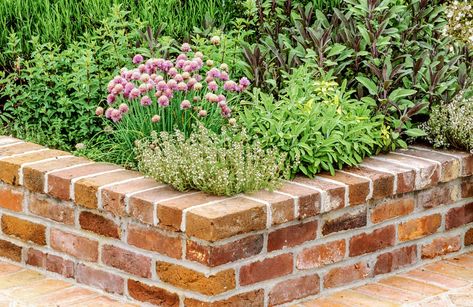 Brick Flower Bed, Brick Planter, Brick Garden Edging, Raised Flower Beds, Brick Garden, Diy Planter Box, Raised Planter, Veg Garden, Have Inspiration