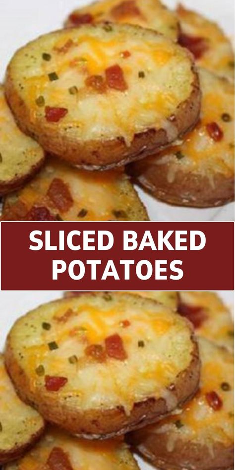 Transform your potatoes into a delectable side dish with our Sliced Baked Potatoes recipe. Crispy on the outside, soft on the inside, and perfectly seasoned for maximum flavor. Sliced Baked Potatoes, Baked Potato Slices, Potato Slices, Potato Side Dishes, Baked Potatoes, Sliced Potatoes, Idee Pasto Sano, Potato Dishes, Side Recipes