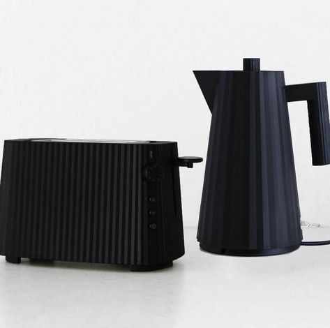 Alessi Plisse, Alessi Kettle, Black Toaster, Living By Design, Haute Couture Dress, Electric Toaster, Black Living, Three Dimensional Shapes, Kettle And Toaster