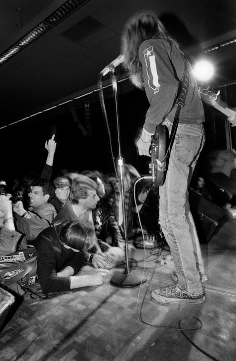 Kurt Cobain, UW HUB Ballroom, Seattle, 1989 - Charles Peterson Grunge Years NFT collection - Classics | OpenSea University Of Washington Seattle, Washington Seattle, Grunge Band, Love Your Neighbour, Nft Collection, Eddie Vedder, University Of Washington, Lose My Mind, Kurt Cobain