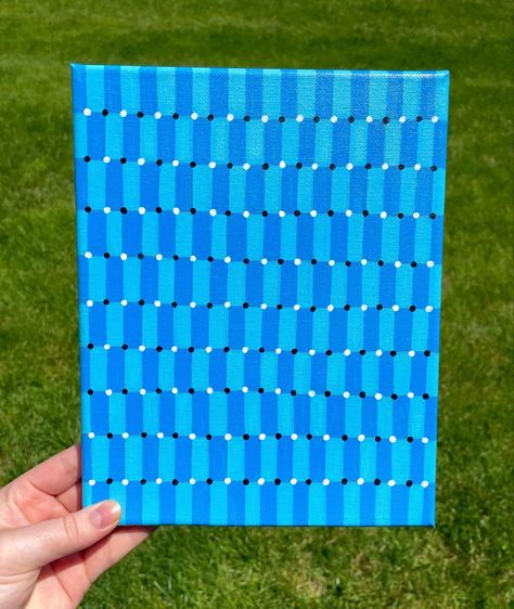 Cute Things To Draw On A Canvas Easy, What To Draw With Acrylic Paint Easy, Illusion Canvas Painting, Medium Size Canvas Paintings, Grid Painting Ideas, Rectangle Painting Ideas, Optical Illusions Art Easy, Acrylic Paint Pens Ideas, Cool Painting Ideas Trippy Easy